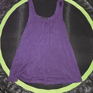Purple Sleeveless Scoop Neck Tank Top by Urban Behavior